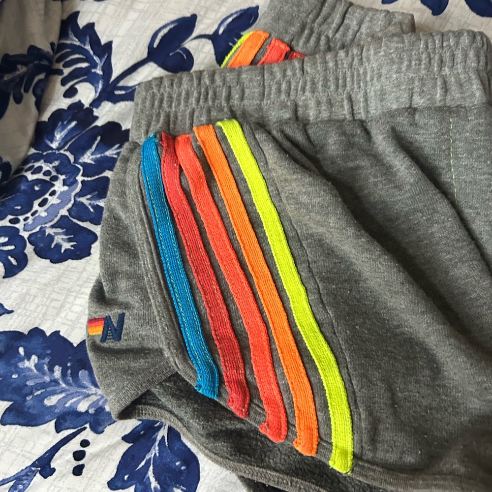AVIATOR NATION SHORTS